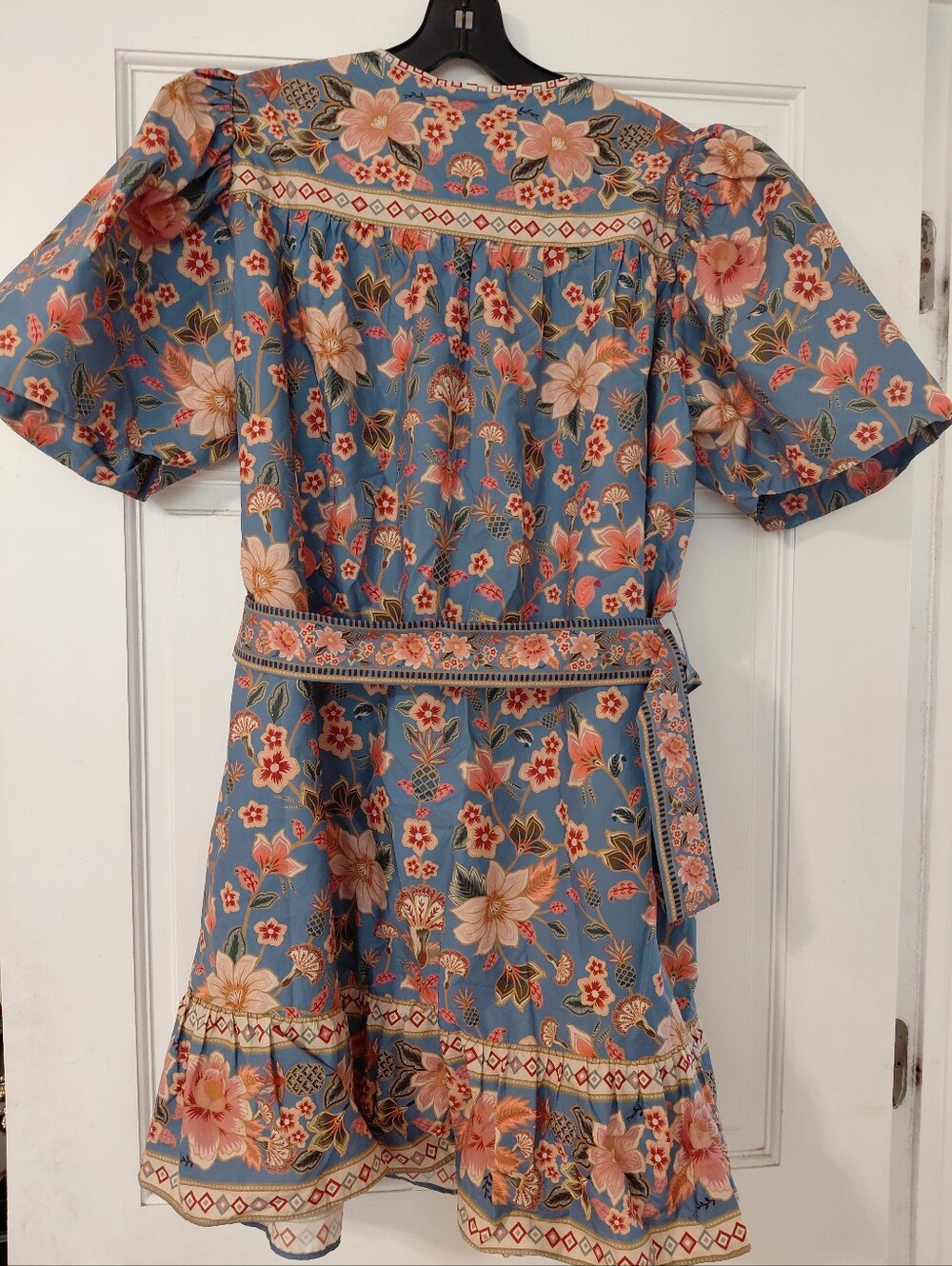 FARM Rio Blue Floral Puff-Sleeve Button-Front Dress with Waist Tie - Picture 3 of 7